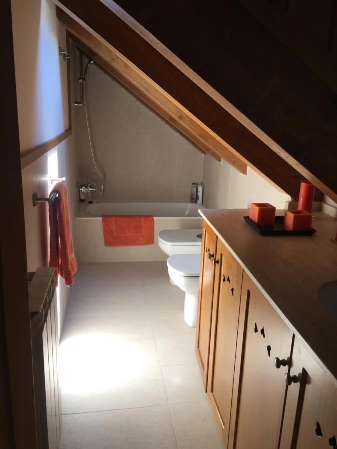 Esplendido Atico En Sallent Con Vistas Sallent De Gallego Luaran gambar